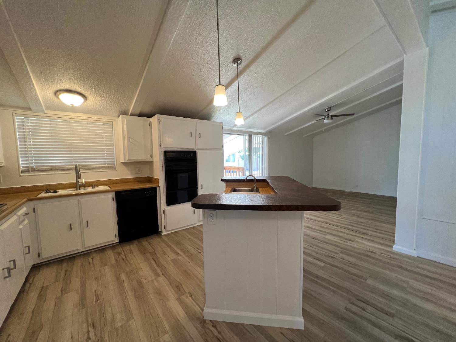 2240 Golden Oak Ln #134, Merced, CA 95341