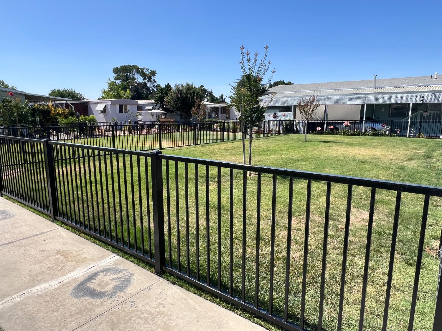 2240 Golden Oak Ln #134, Merced, CA 95341