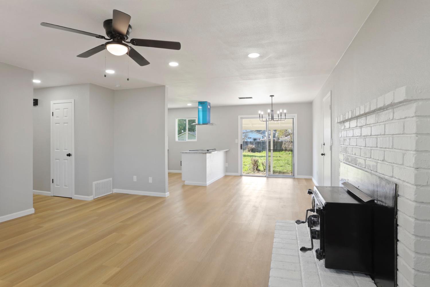 401 Church St, Modesto, CA 95357