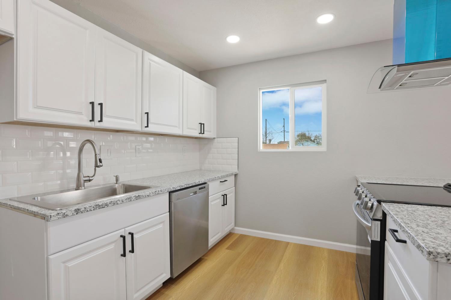 401 Church St, Modesto, CA 95357