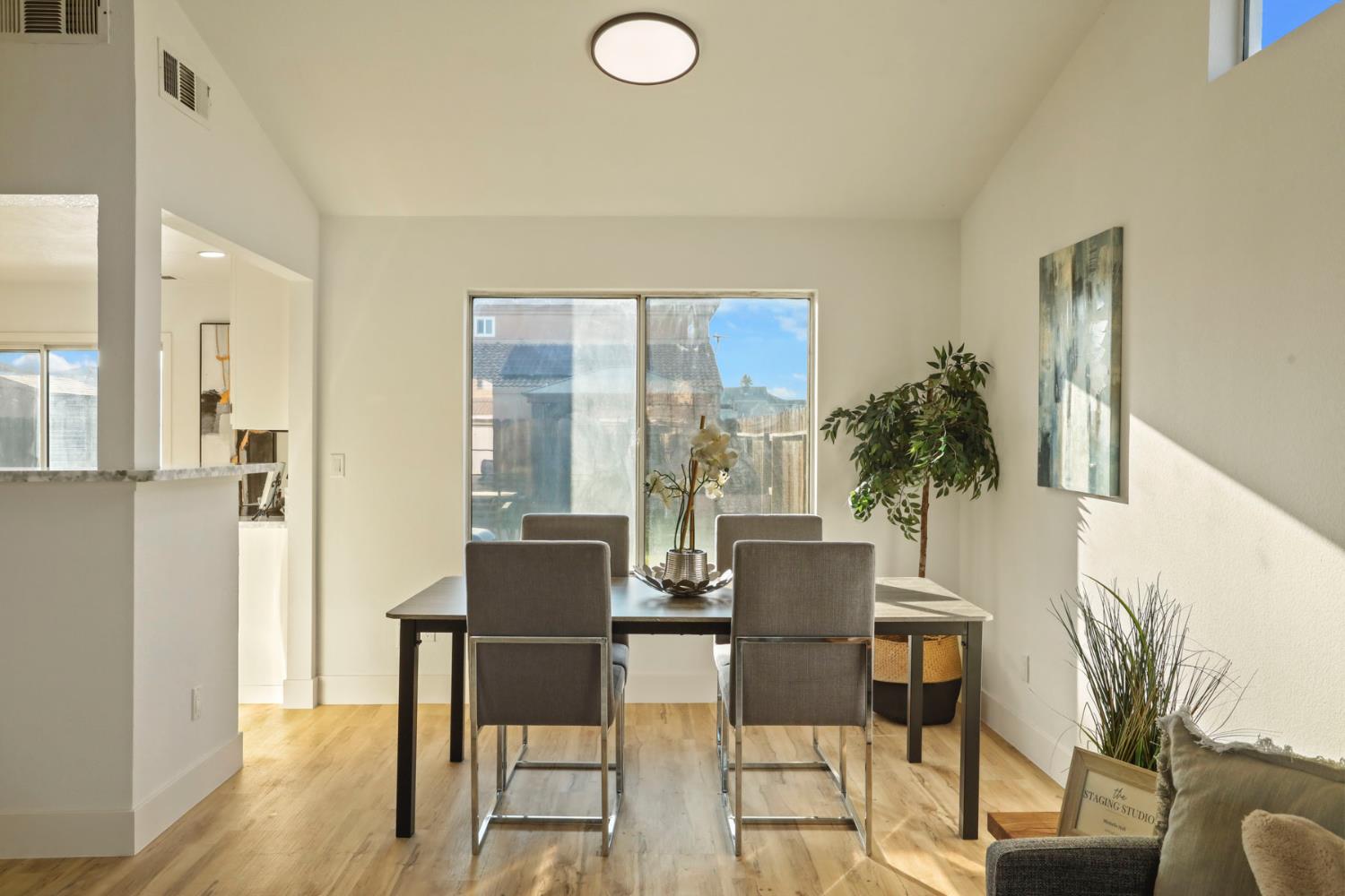 311 Teresa Pl, Manteca, CA 95337