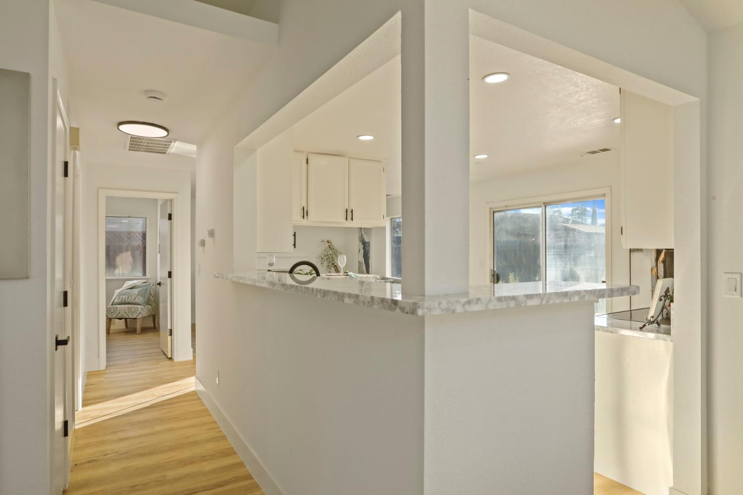 311 Teresa Pl, Manteca, CA 95337