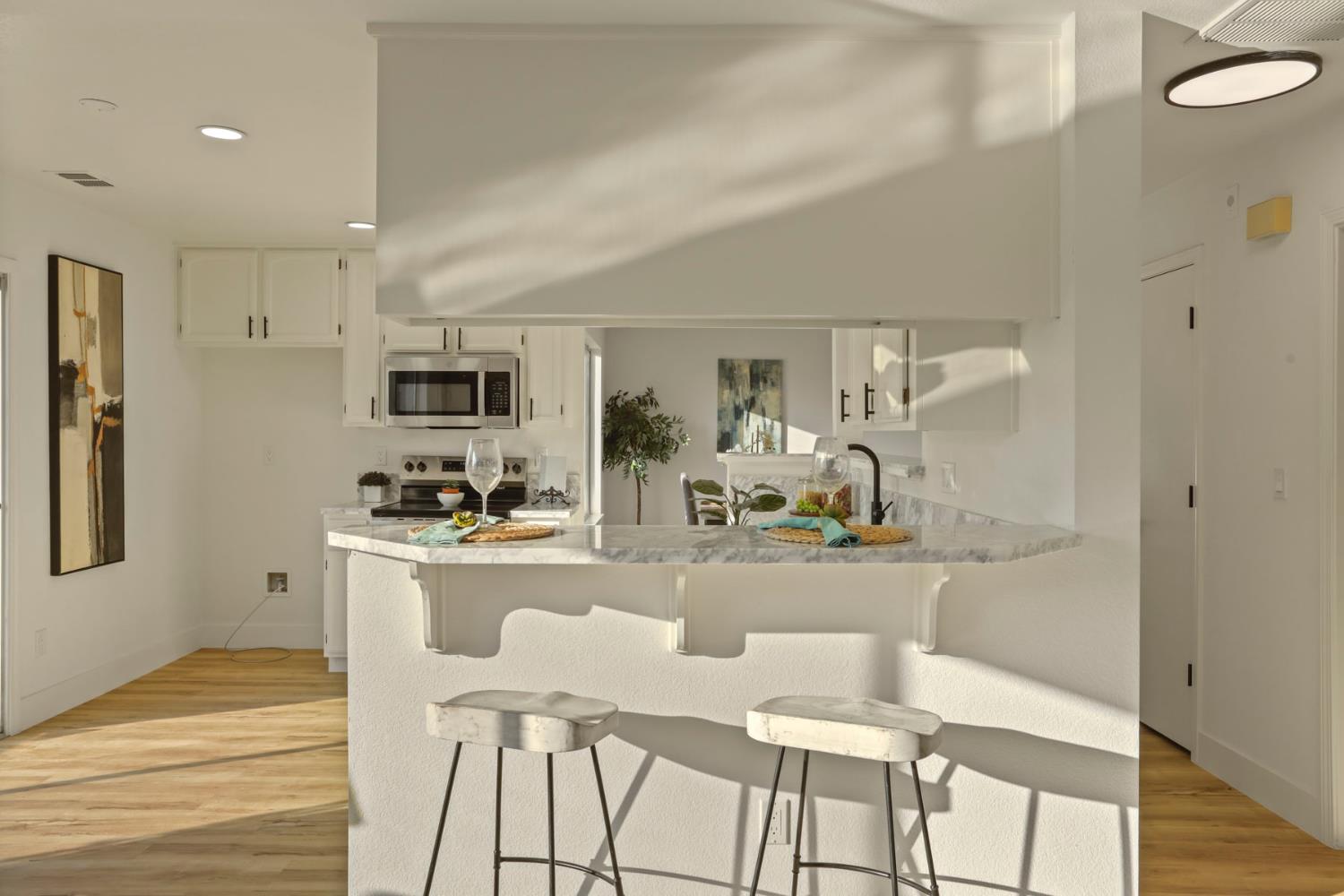 311 Teresa Pl, Manteca, CA 95337