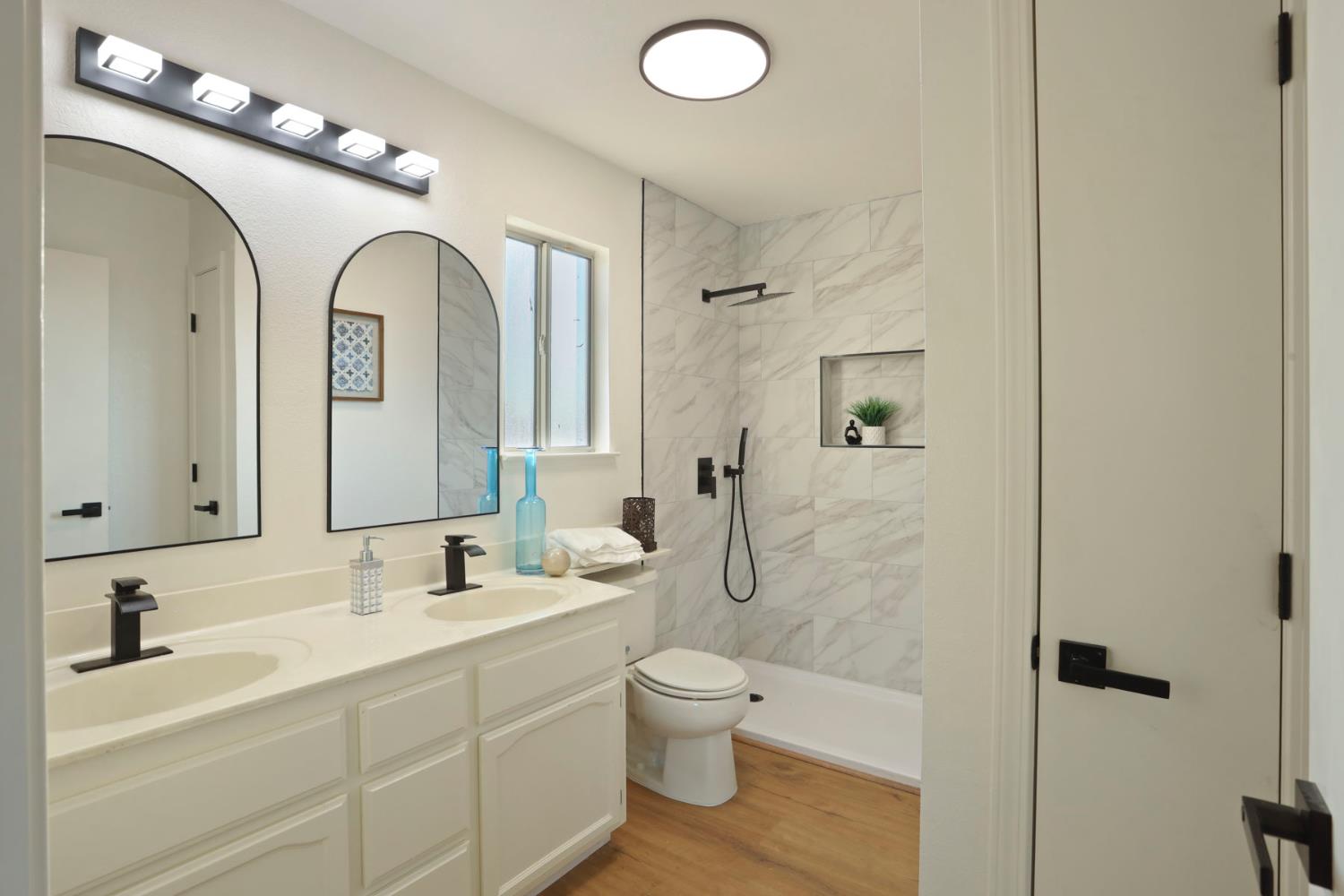 311 Teresa Pl, Manteca, CA 95337