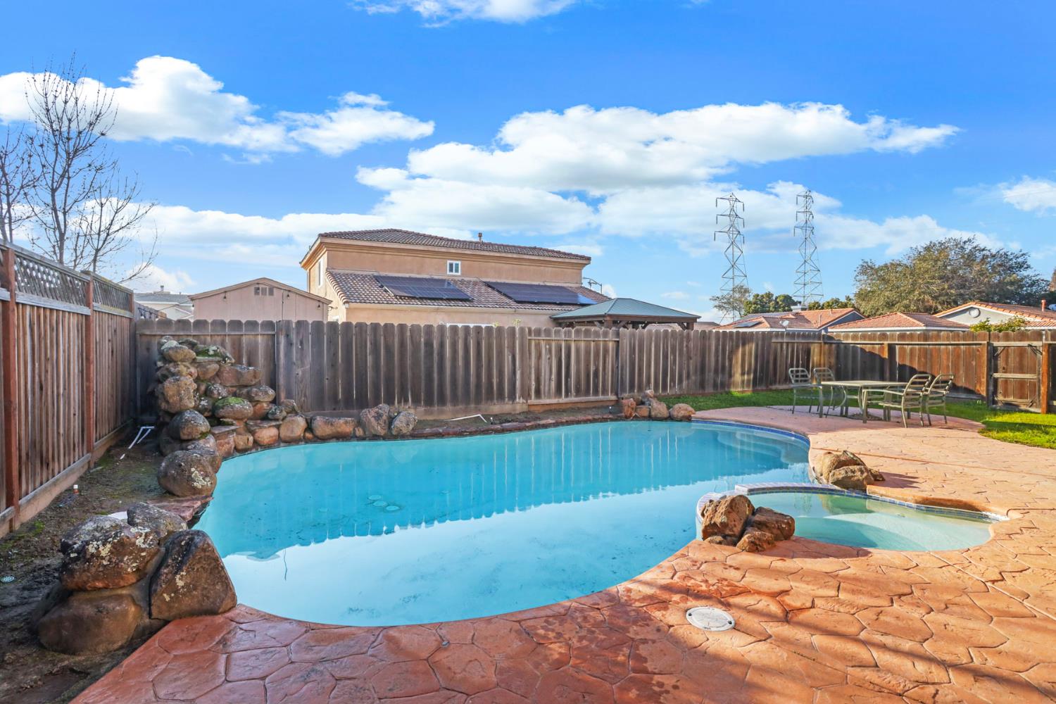 311 Teresa Pl, Manteca, CA 95337