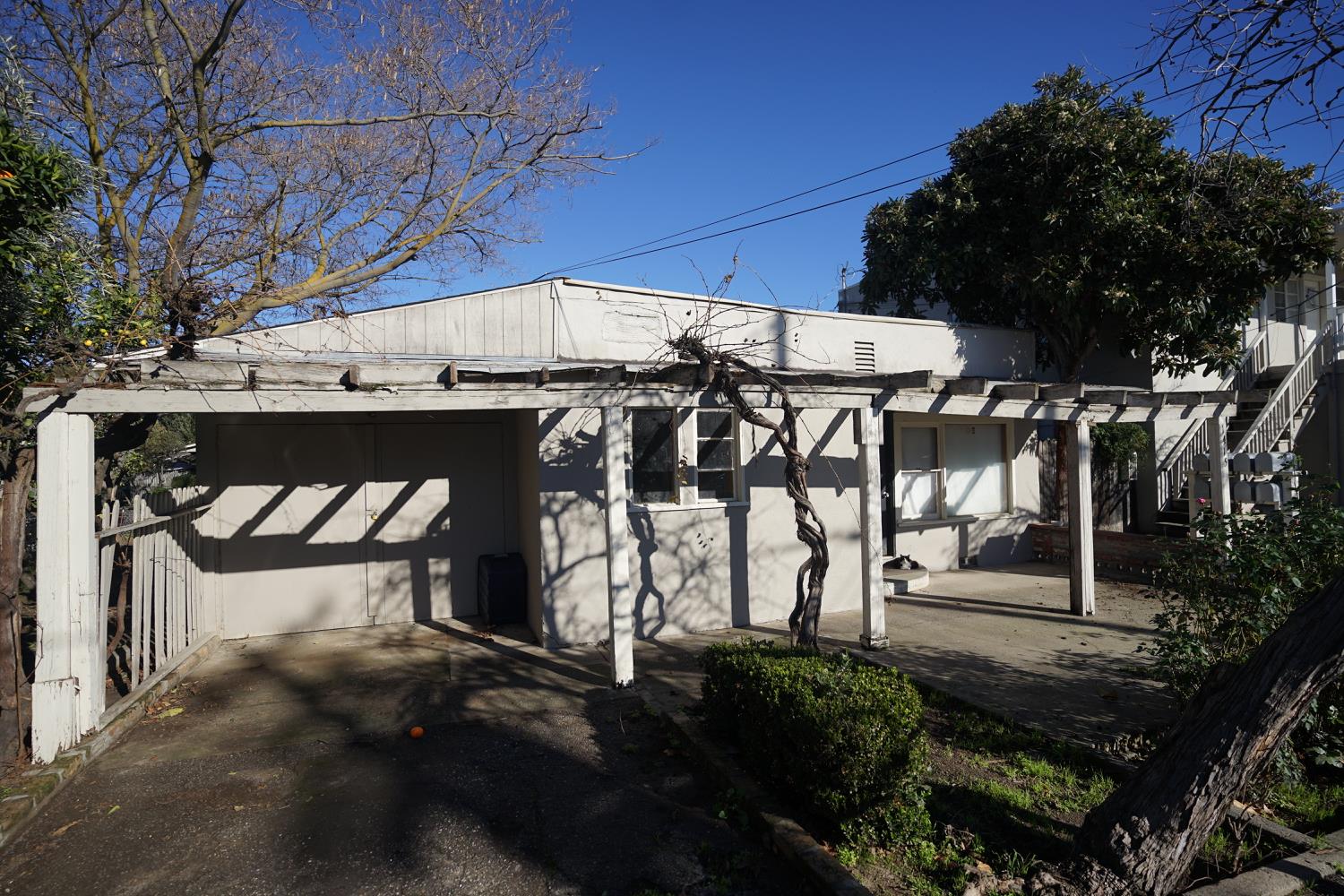 1403 Leonard Ave, Modesto, CA 95350