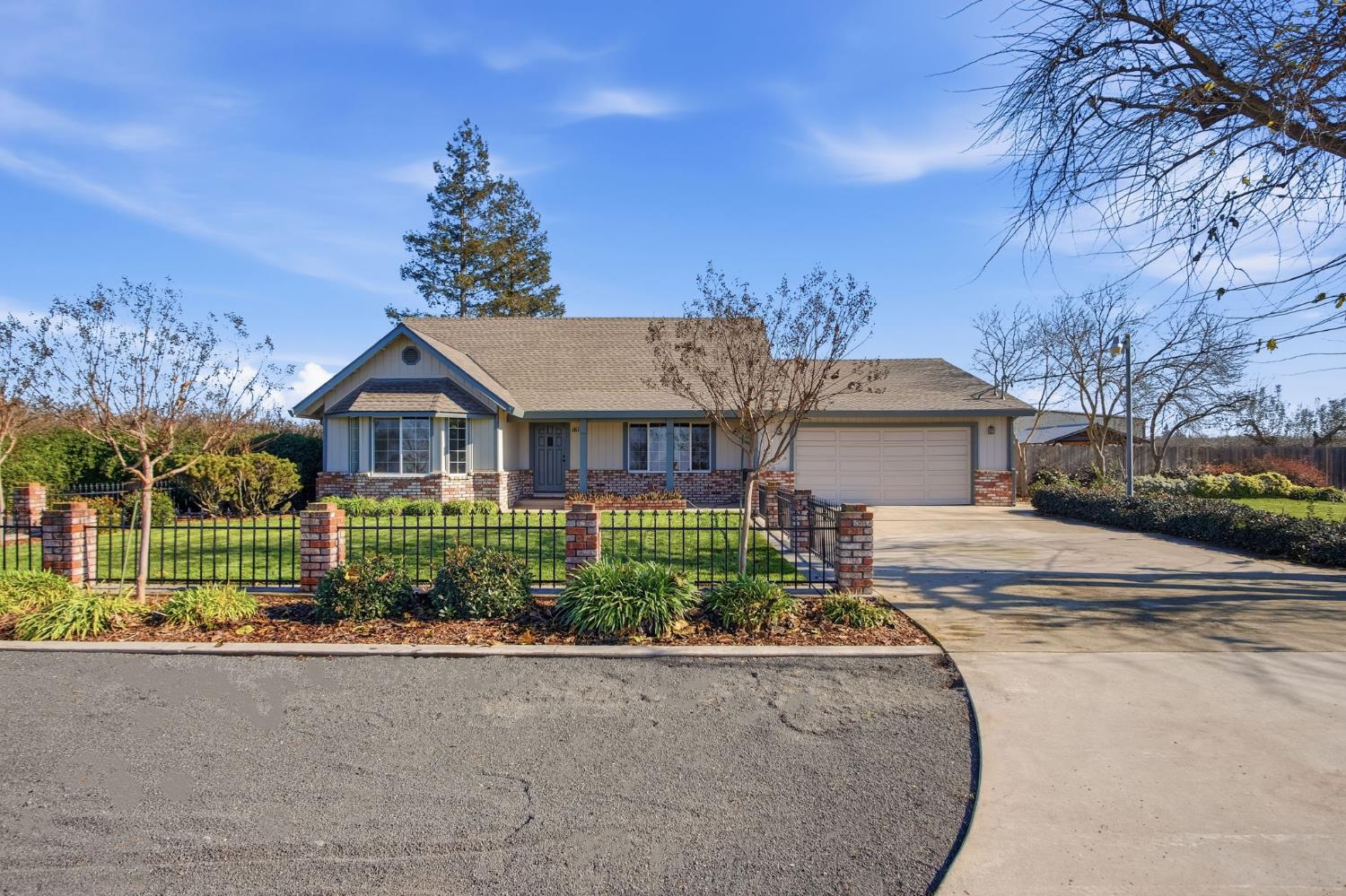 16166 Lawrence Rd, Escalon, CA 95320