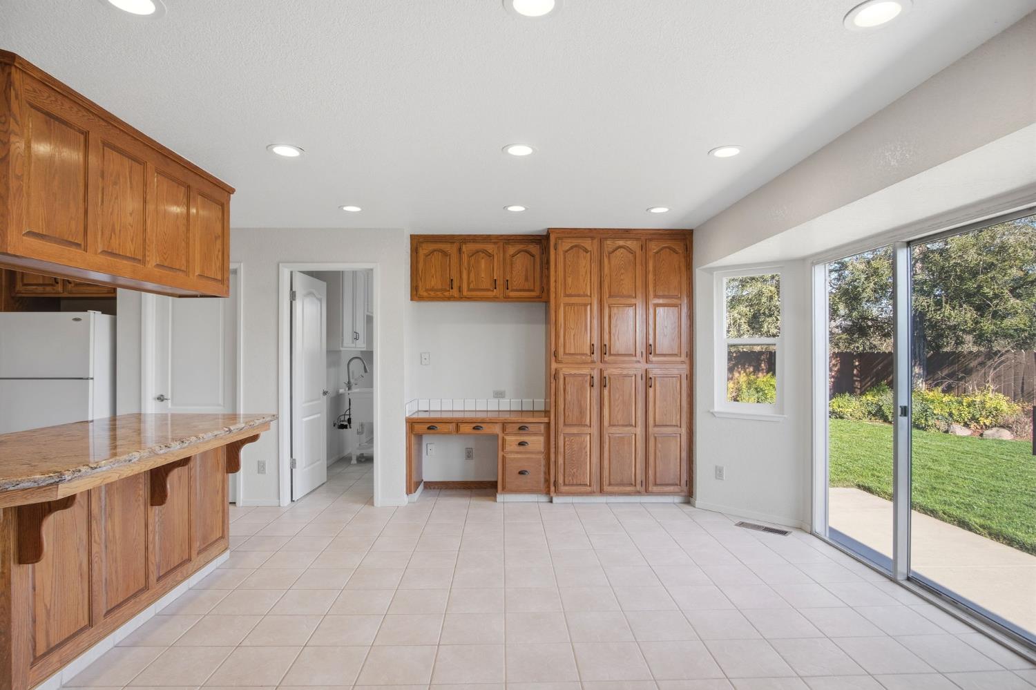 16166 Lawrence Rd, Escalon, CA 95320