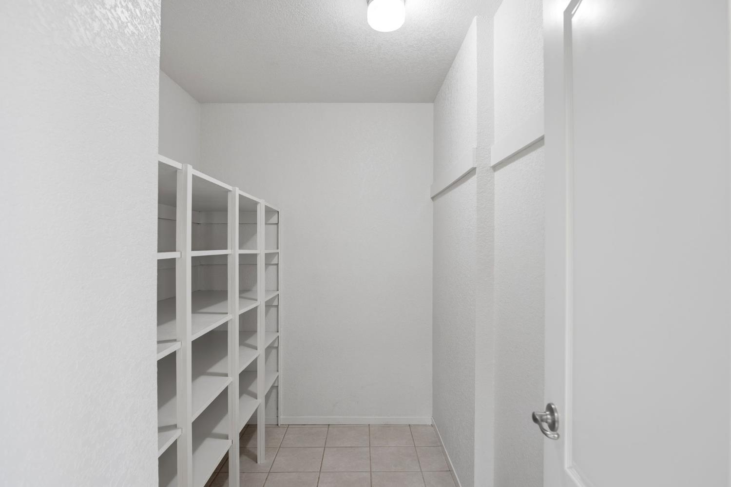 16166 Lawrence Rd, Escalon, CA 95320