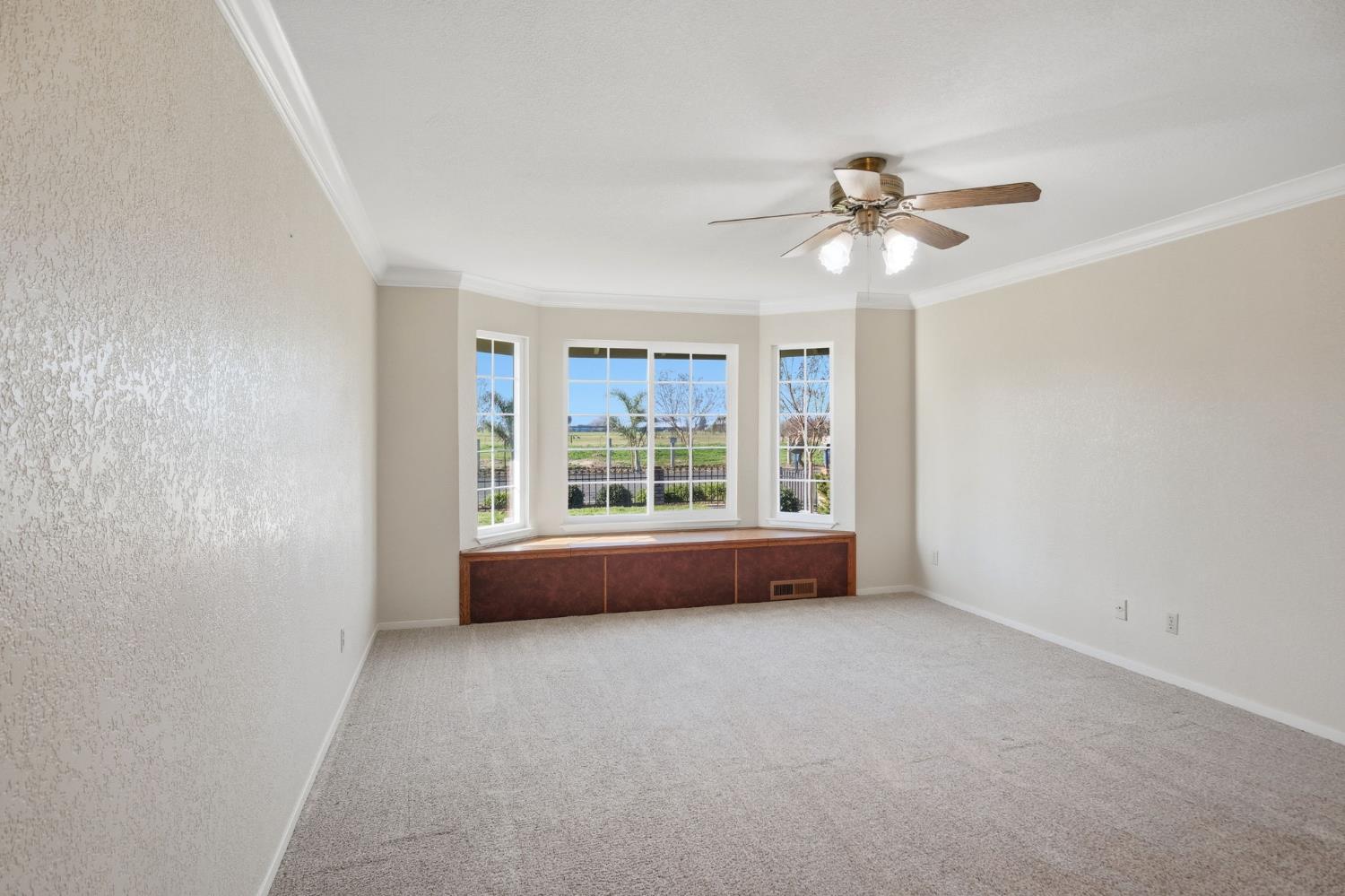 16166 Lawrence Rd, Escalon, CA 95320