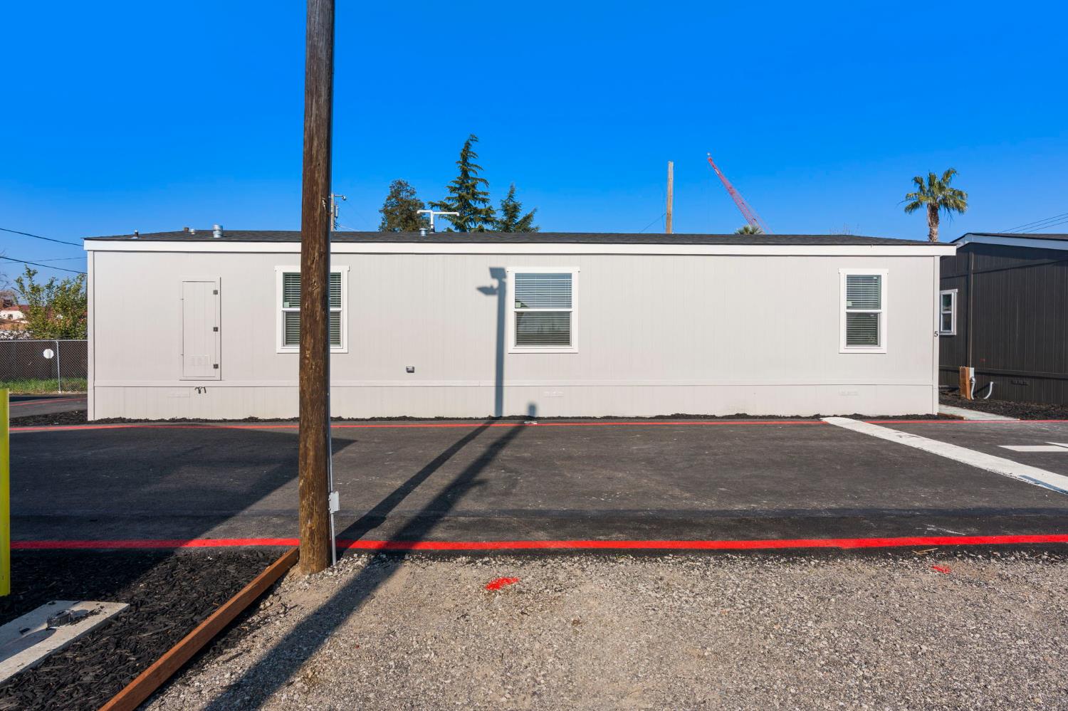 317 Moffat Blvd #5, Manteca, CA 95336