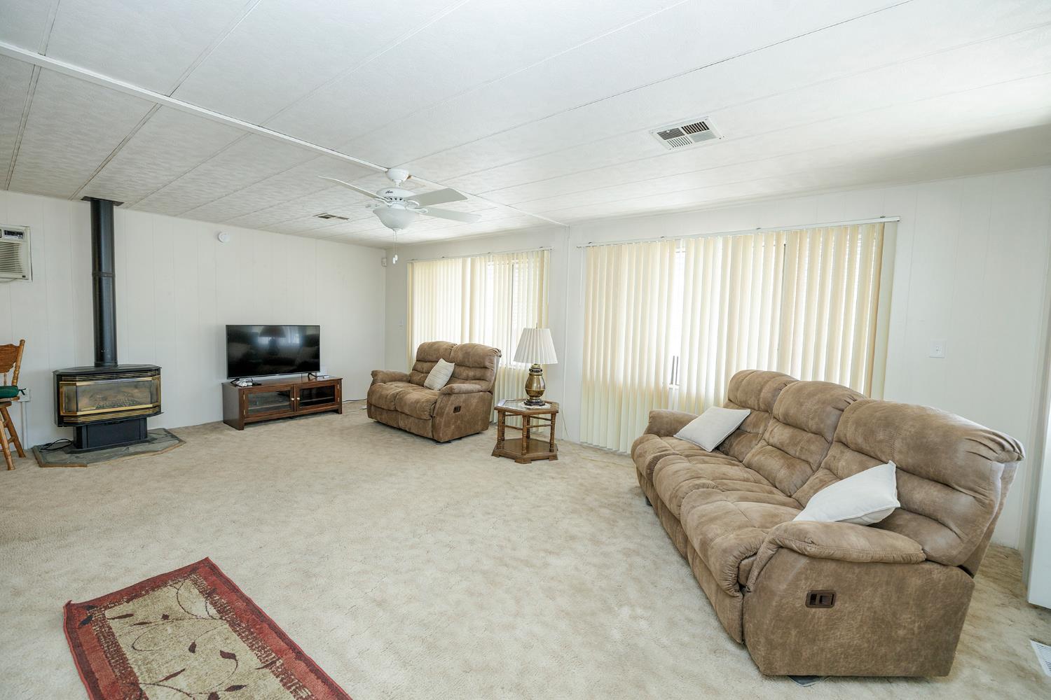 4837 Faith Home Rd #4, Ceres, CA 95307