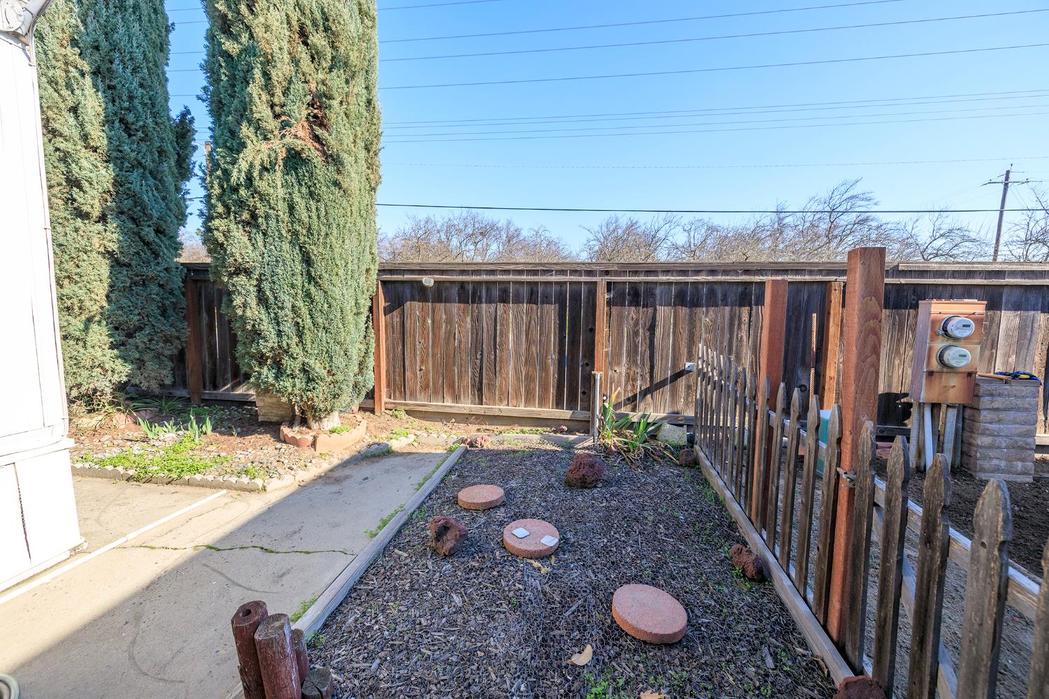 4837 Faith Home Rd #4, Ceres, CA 95307