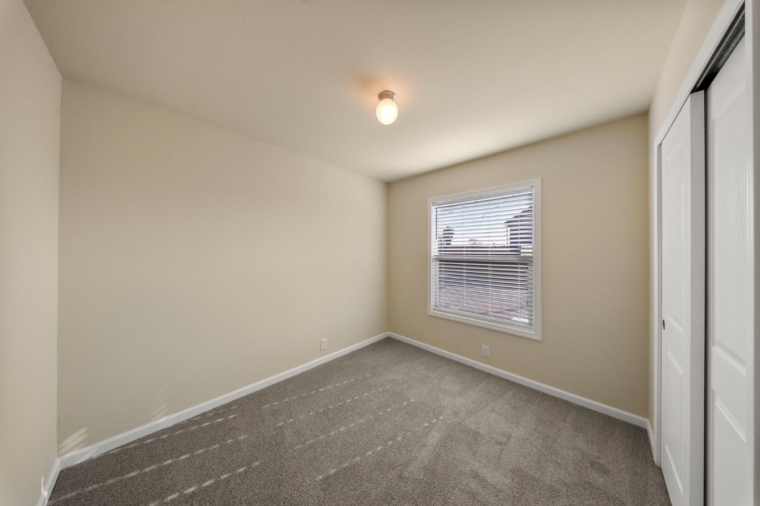 317 Moffat Blvd #7, Manteca, CA 95336