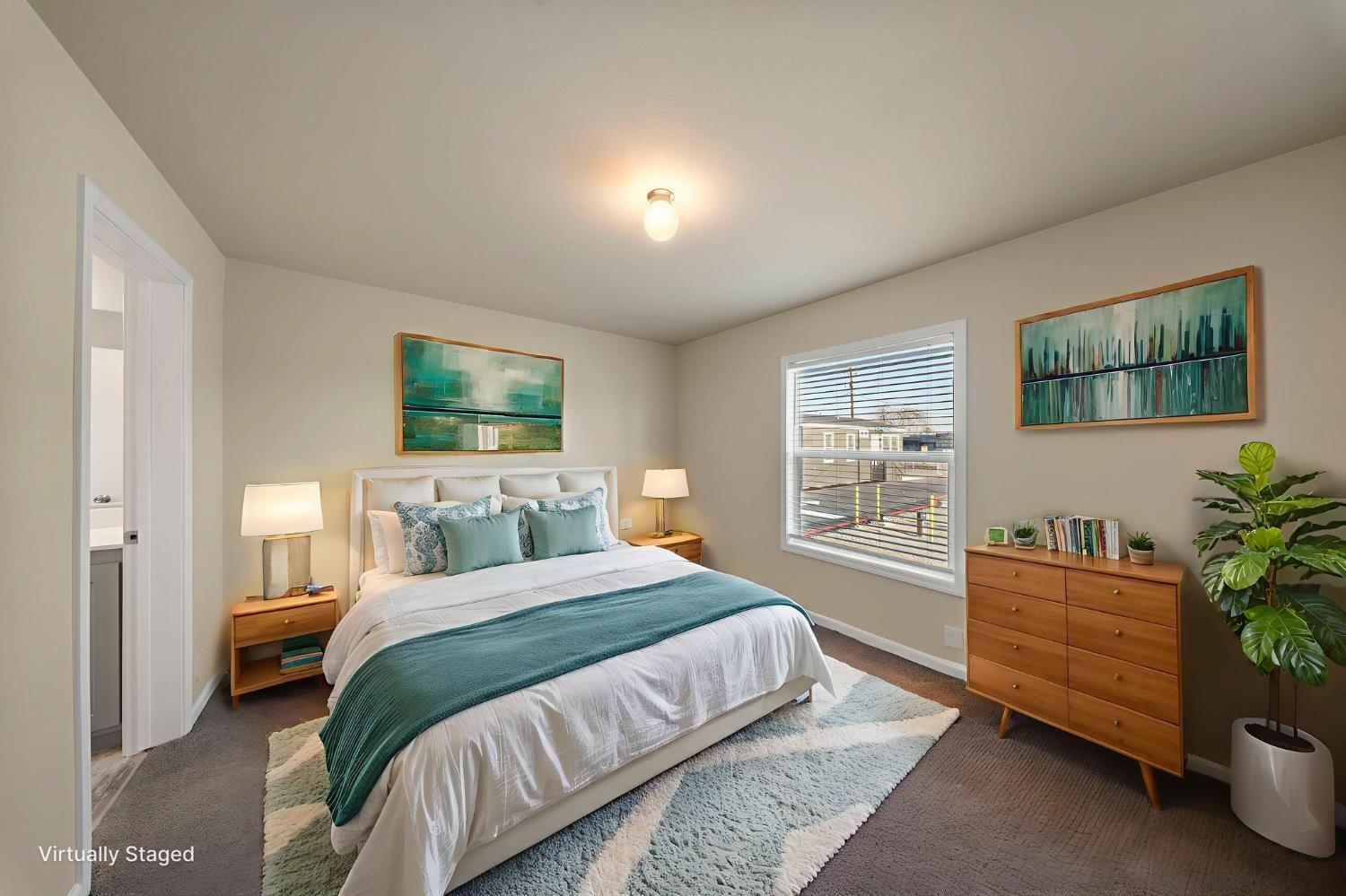 317 Moffat Blvd #7, Manteca, CA 95336