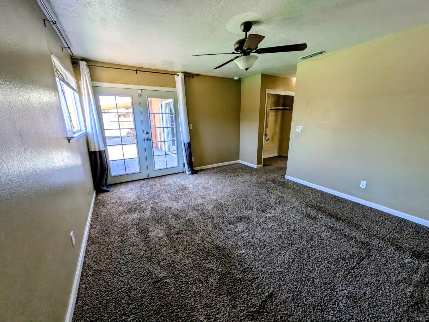 3361 Vanderbilt Ave, Turlock, CA 95382