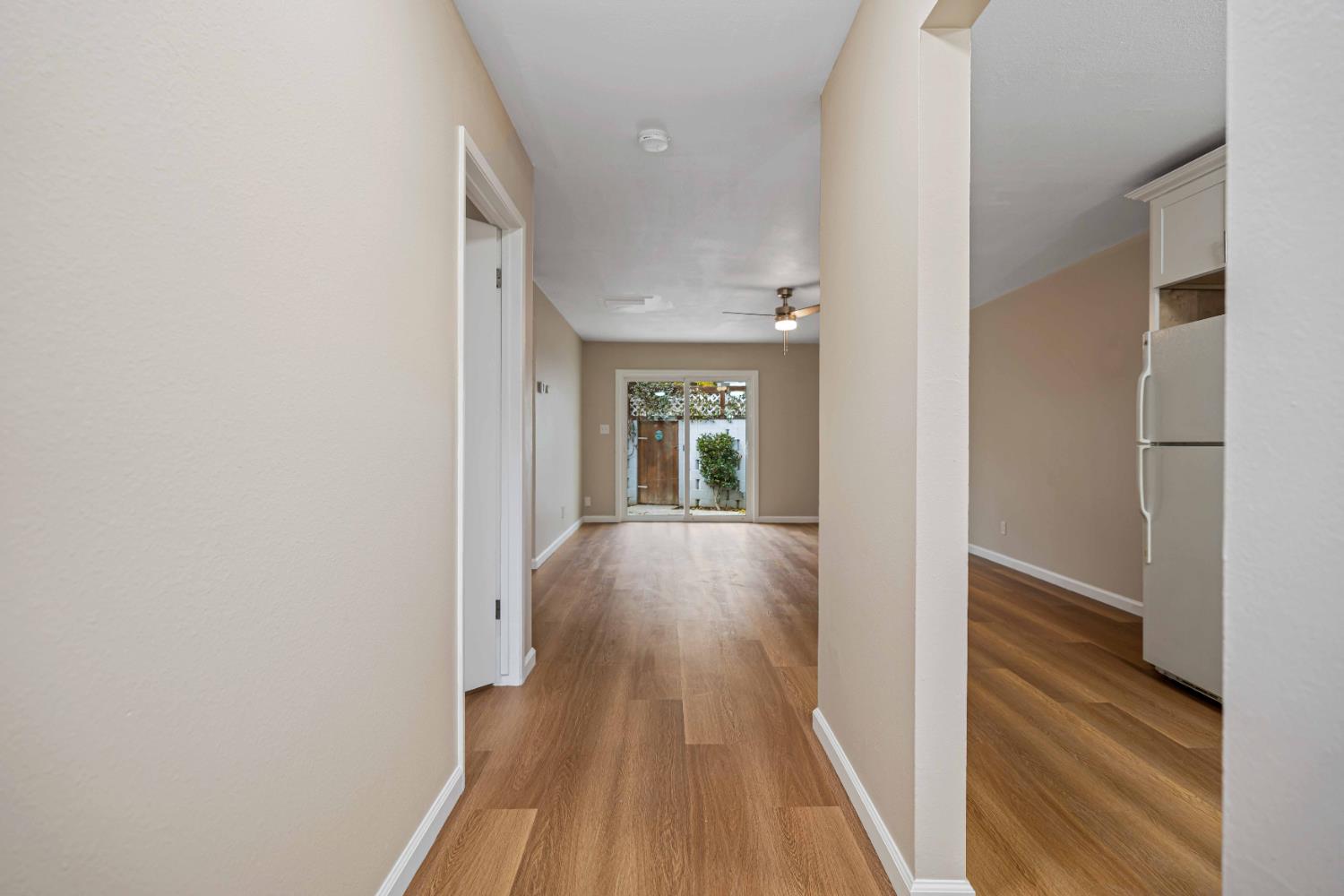 805 Tully Rd #5, Modesto, CA 95350