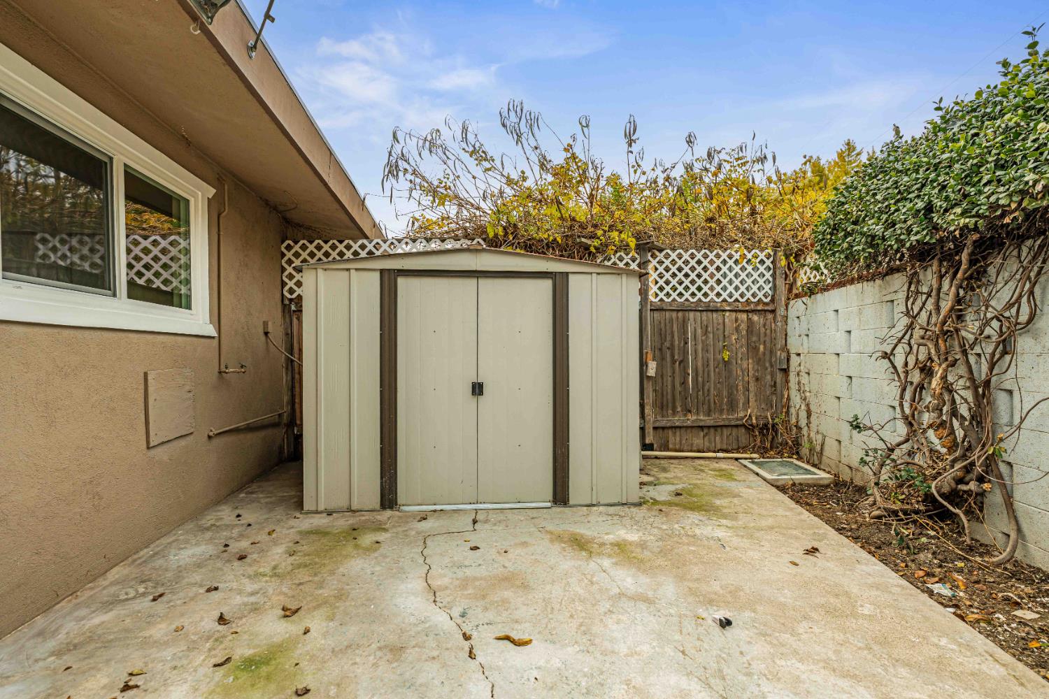 805 Tully Rd #5, Modesto, CA 95350