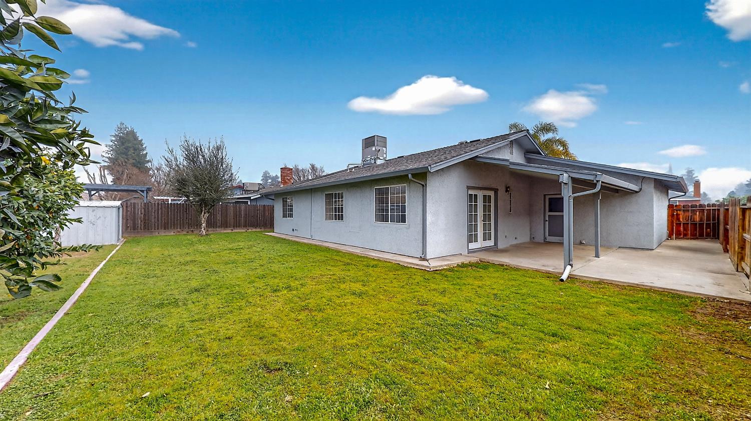 2405 NE Bucknell St, Turlock, CA 95382