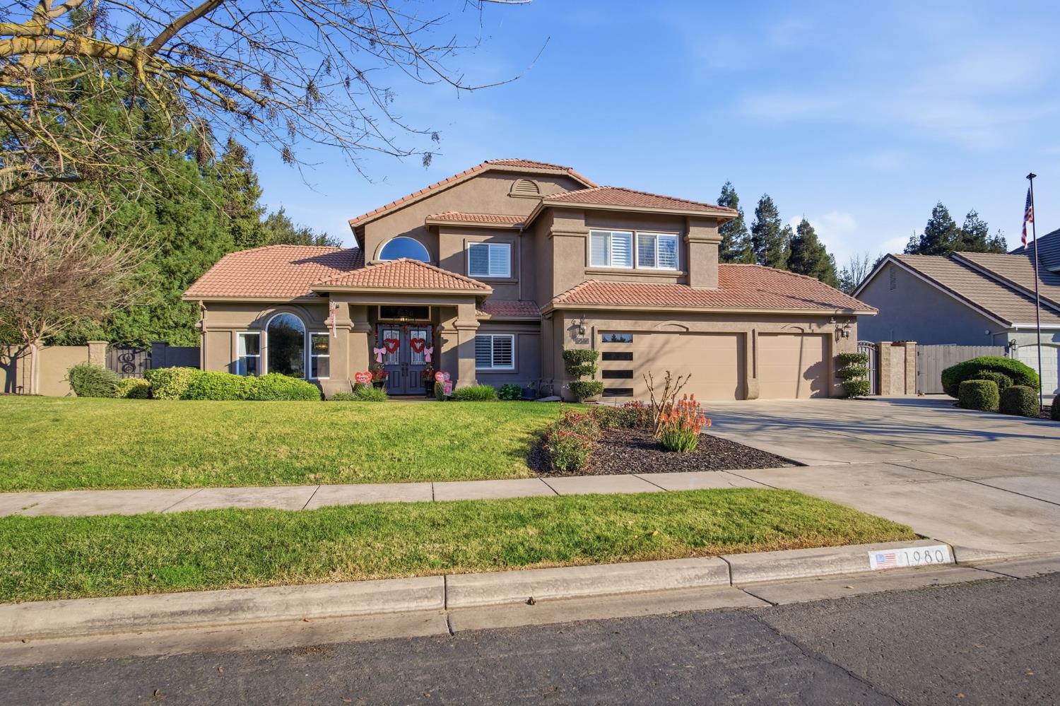 1980 Wyndfair Dr, Turlock, CA 95382