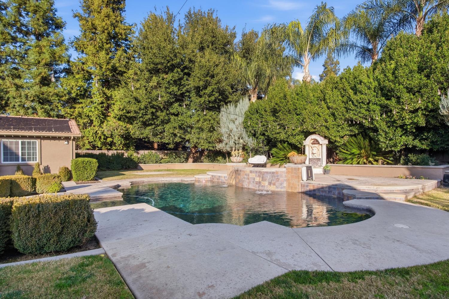 1980 Wyndfair Dr, Turlock, CA 95382