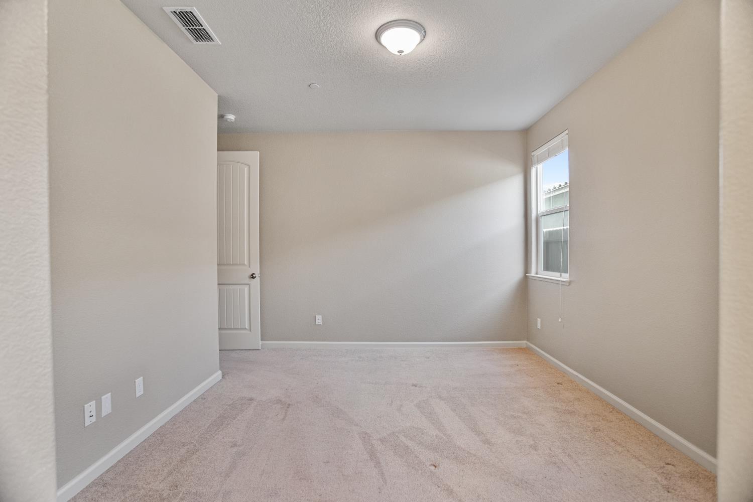 624 Marybelle Dr, Merced, CA 95348