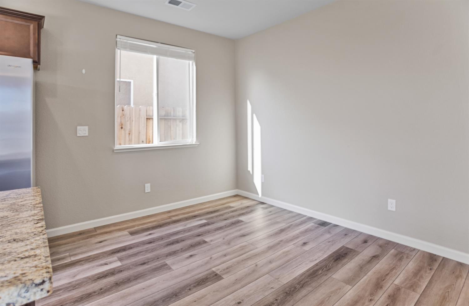 624 Marybelle Dr, Merced, CA 95348