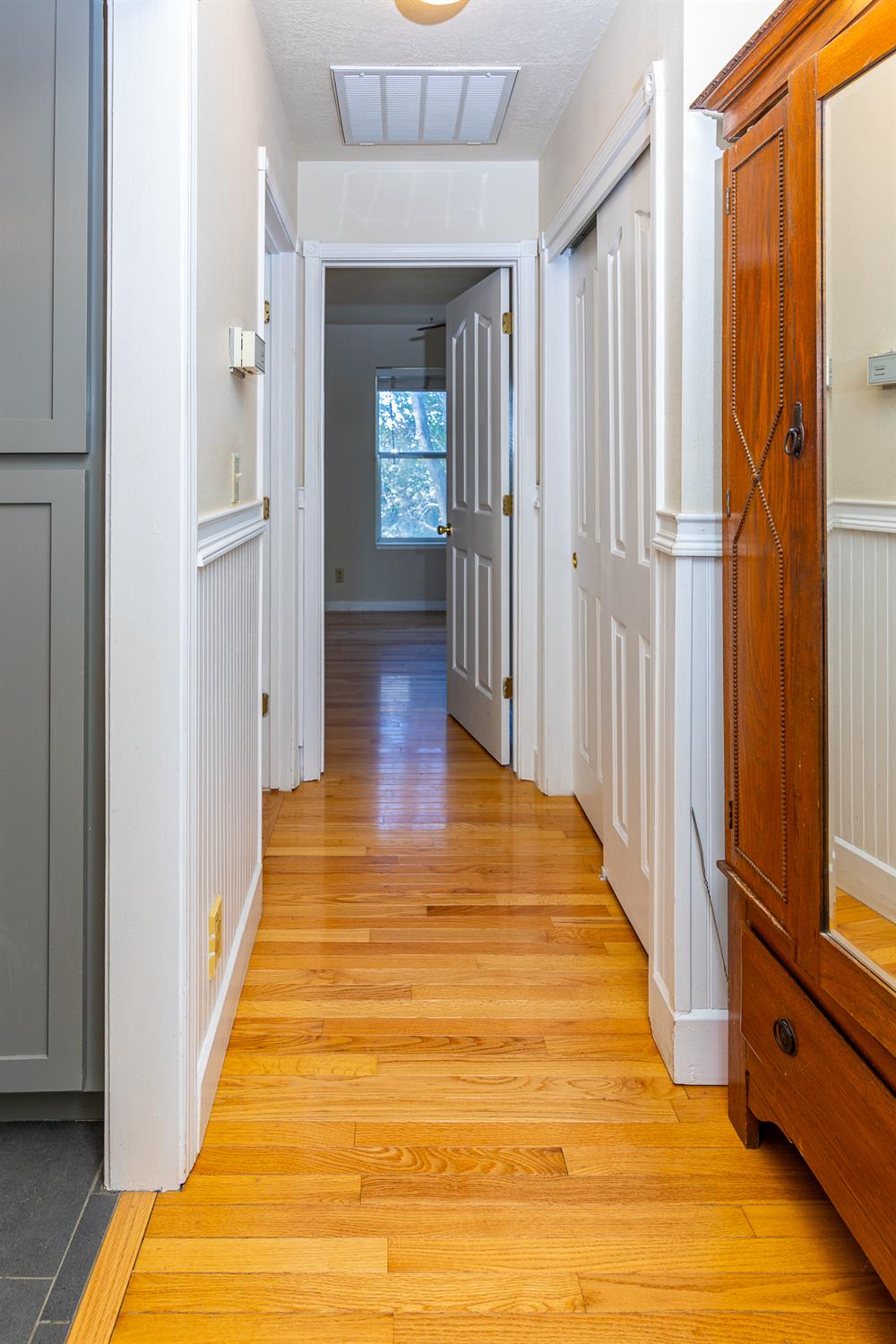 9739 Carrizo Way, La Grange, CA 95329