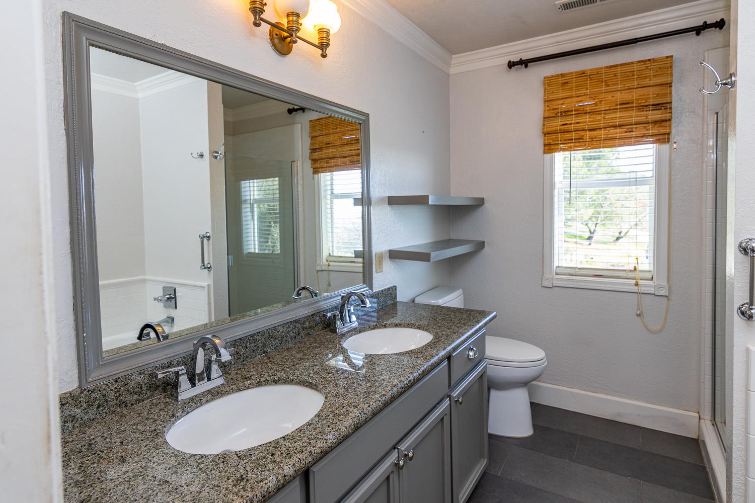 9739 Carrizo Way, La Grange, CA 95329