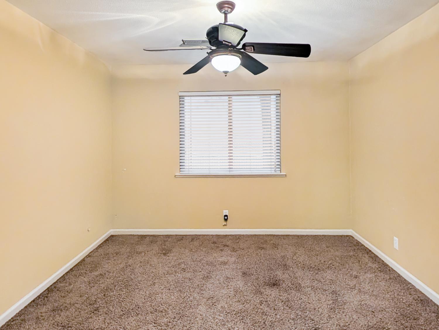 2590 N Gurr Rd, Atwater, CA 95301