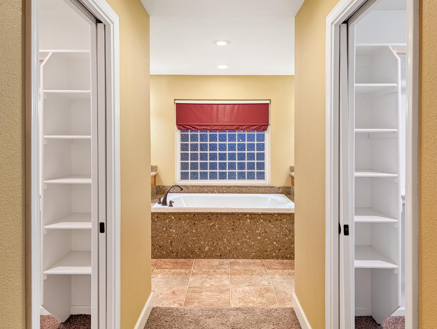 2590 N Gurr Rd, Atwater, CA 95301