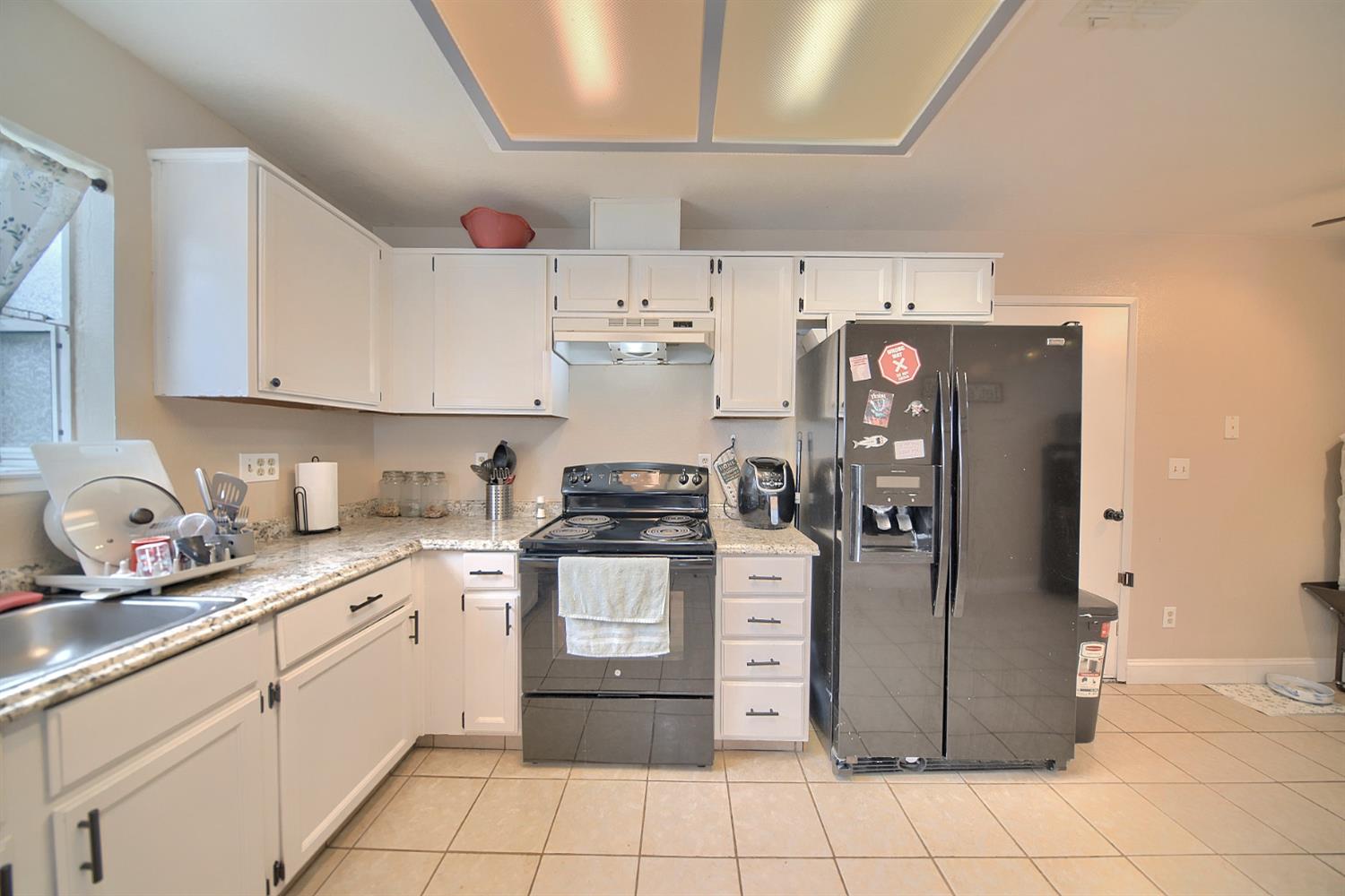 4309 Songbird Ct, Modesto, CA 95355