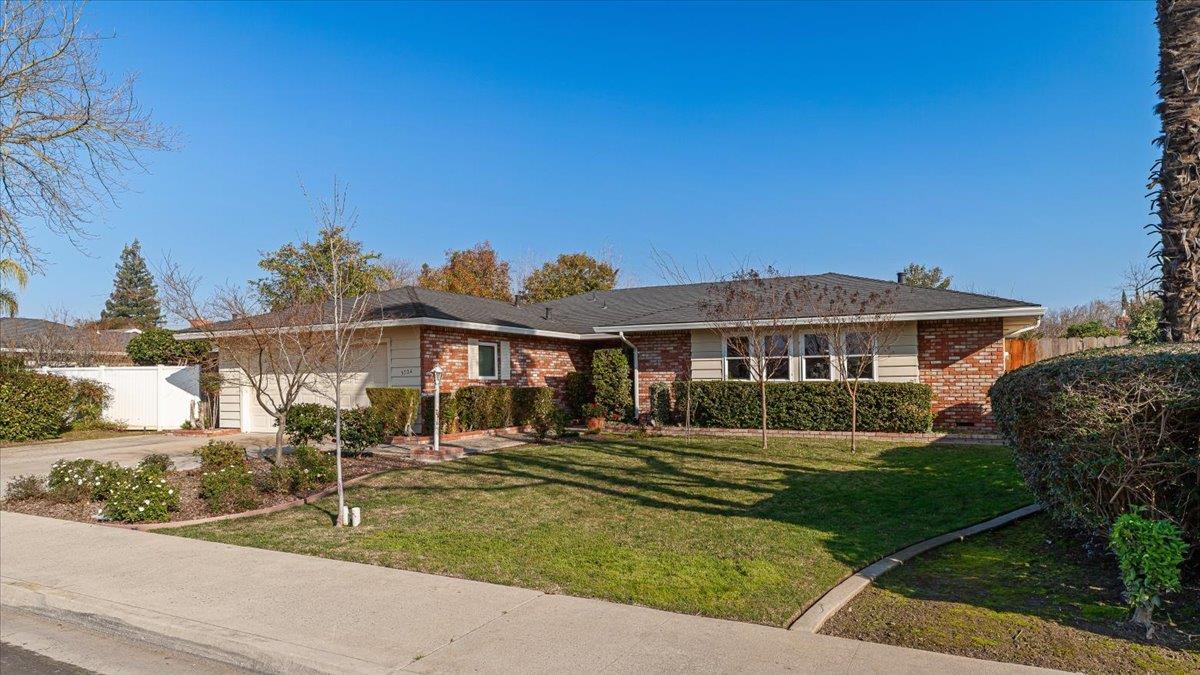 3724 Columbine Dr, Modesto, CA 95356