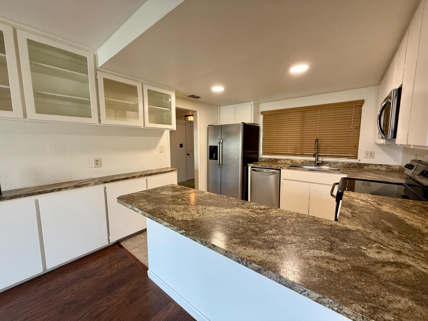 1720 Plaza De San Joaquin, Modesto, CA 95350