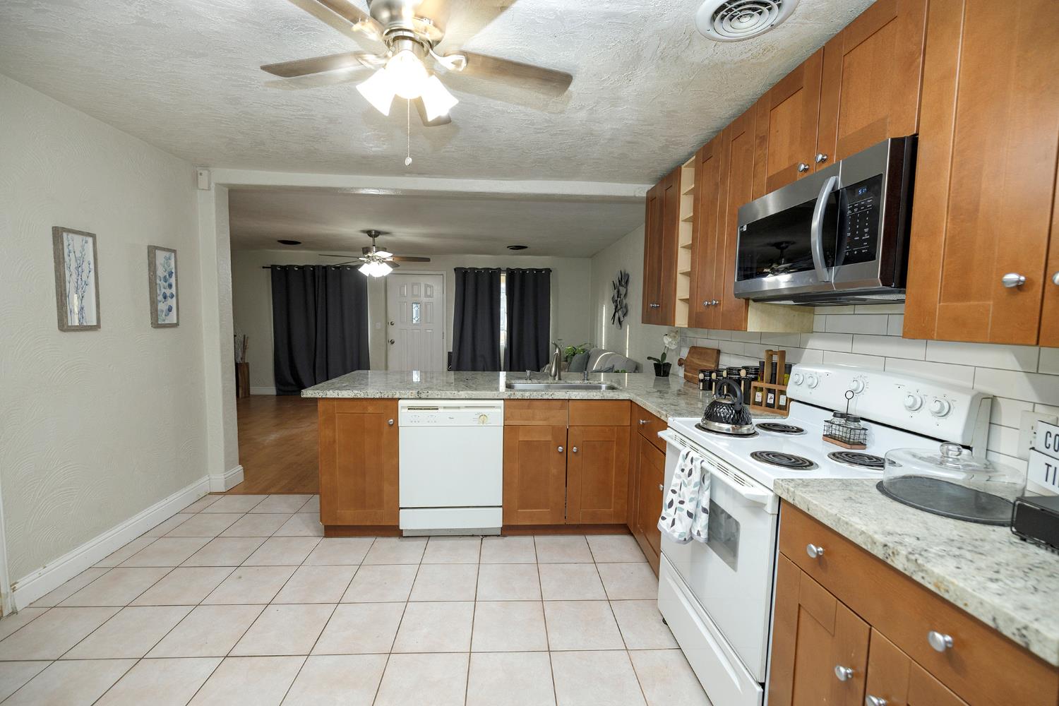 1244 Melrose Ave, Modesto, CA 95350