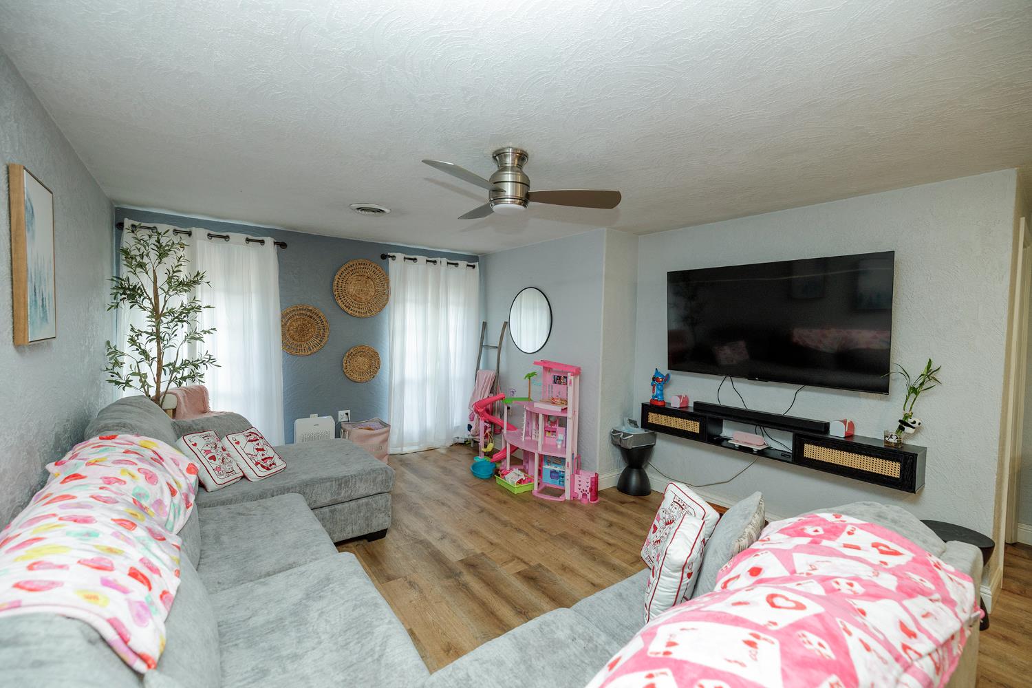 1244 Melrose Ave, Modesto, CA 95350