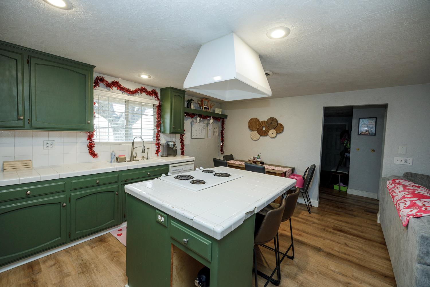 1244 Melrose Ave, Modesto, CA 95350