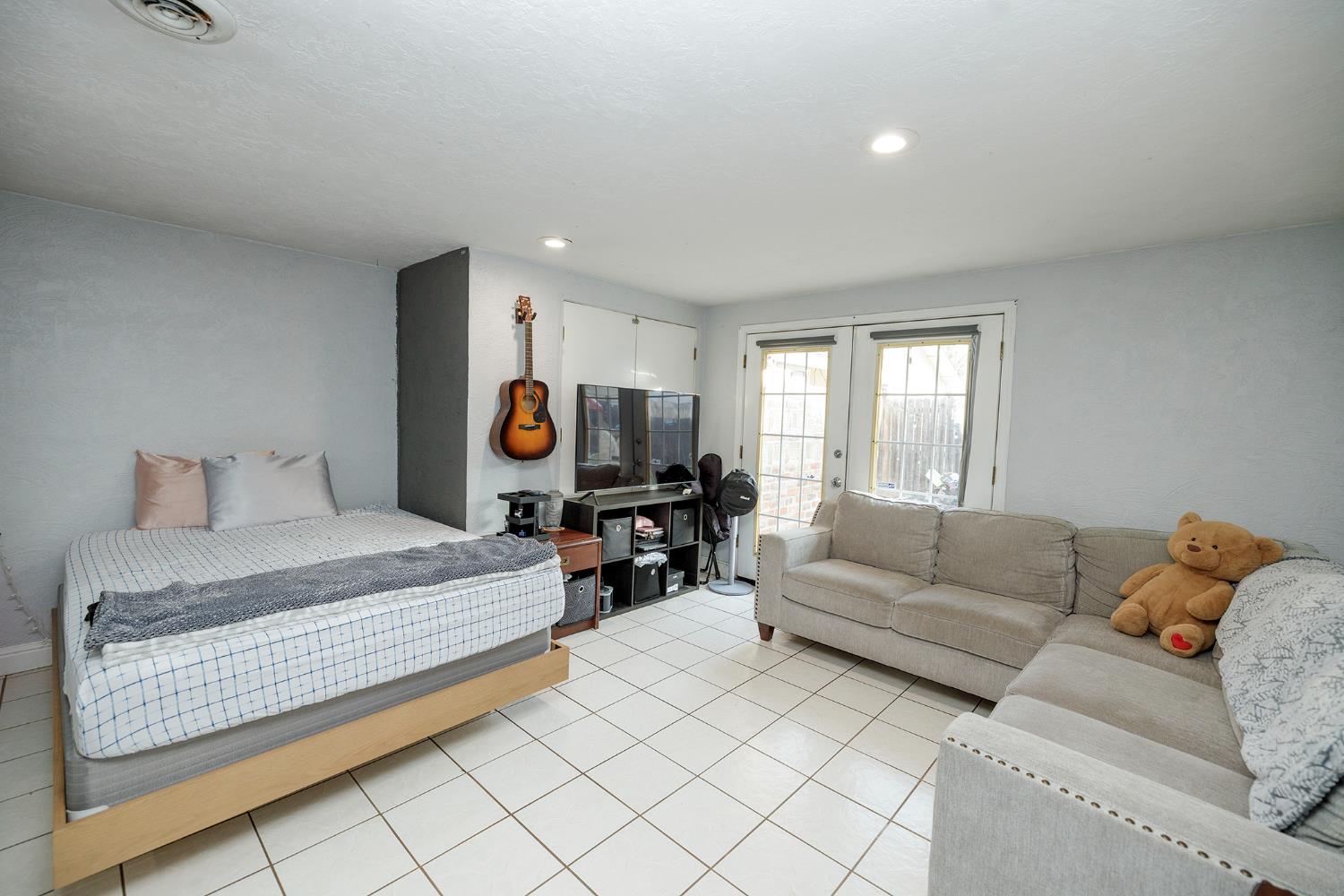 1244 Melrose Ave, Modesto, CA 95350