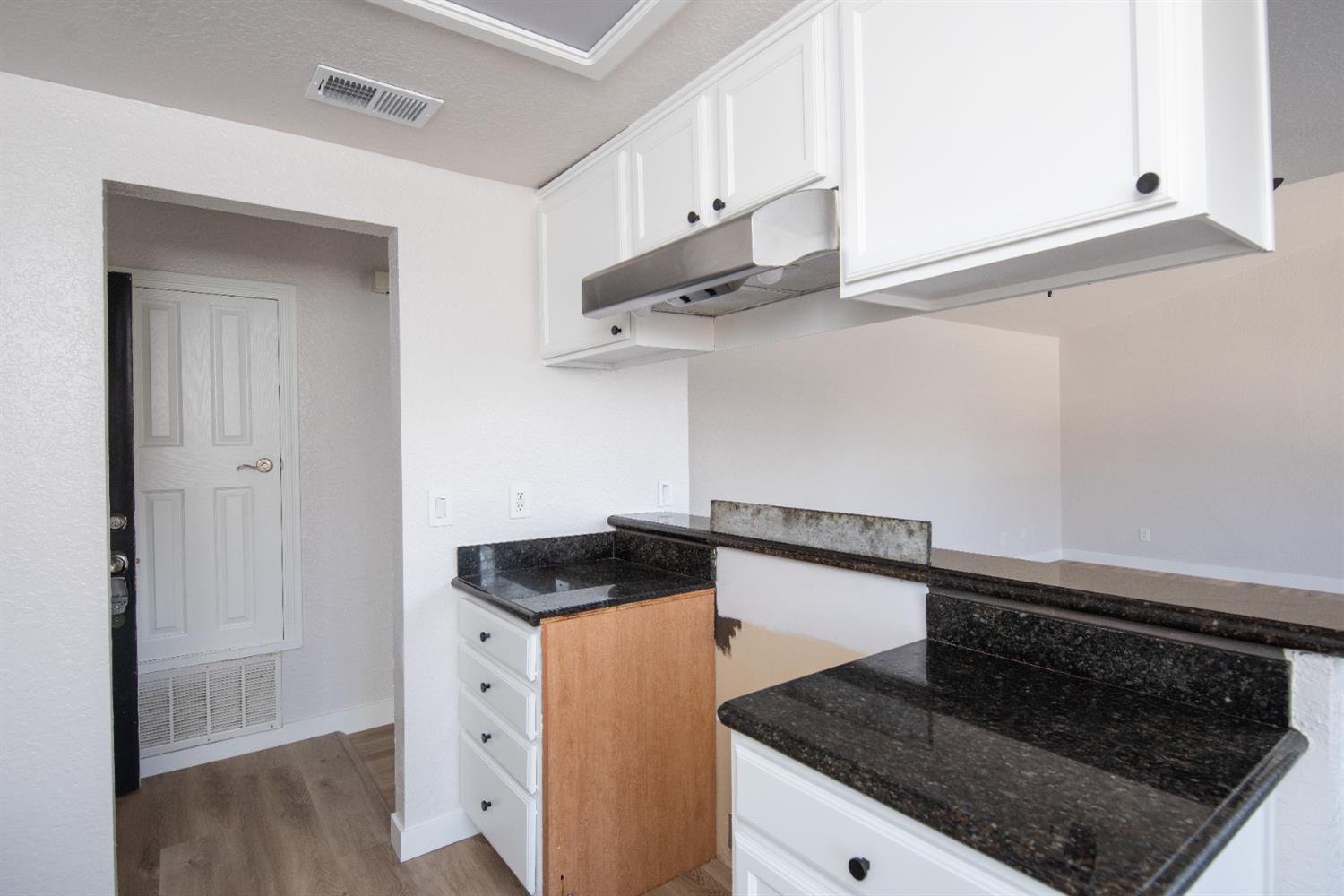 3925 Dale Rd #C, Modesto, CA 95356