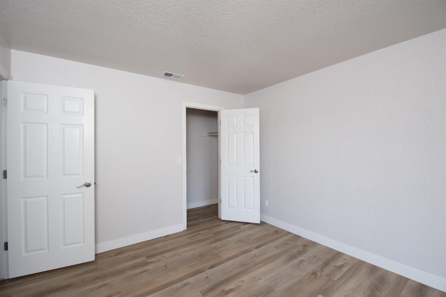 3925 Dale Rd #C, Modesto, CA 95356