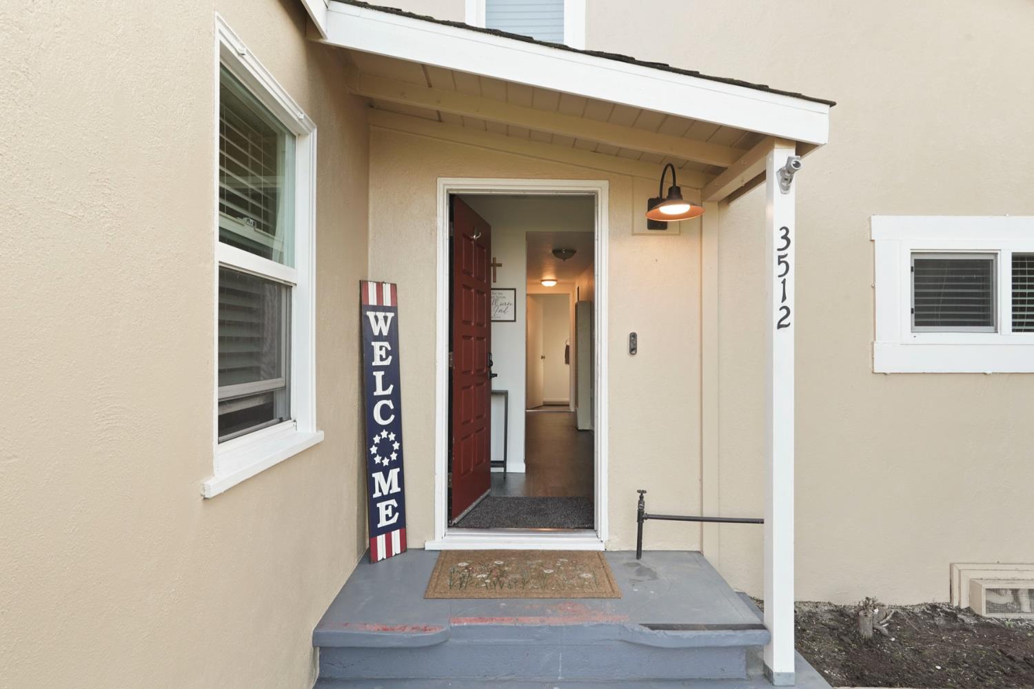 3512 Riverside Dr, Riverbank, CA 95367