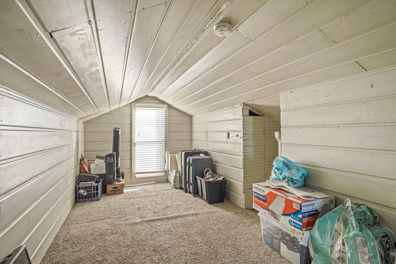 3512 Riverside Dr, Riverbank, CA 95367