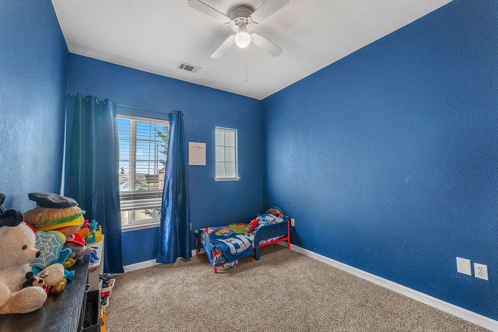 4116 Desertaire Dr, Modesto, CA 95355