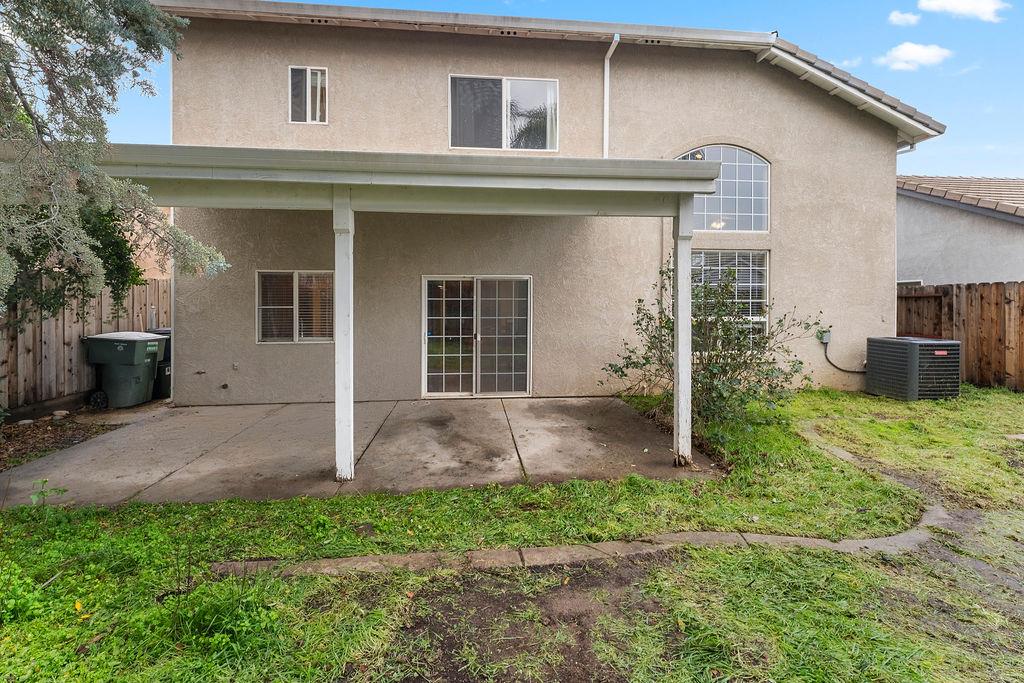 4116 Desertaire Dr, Modesto, CA 95355