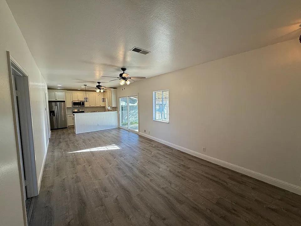 150 N Acacia, Ripon, CA 95366