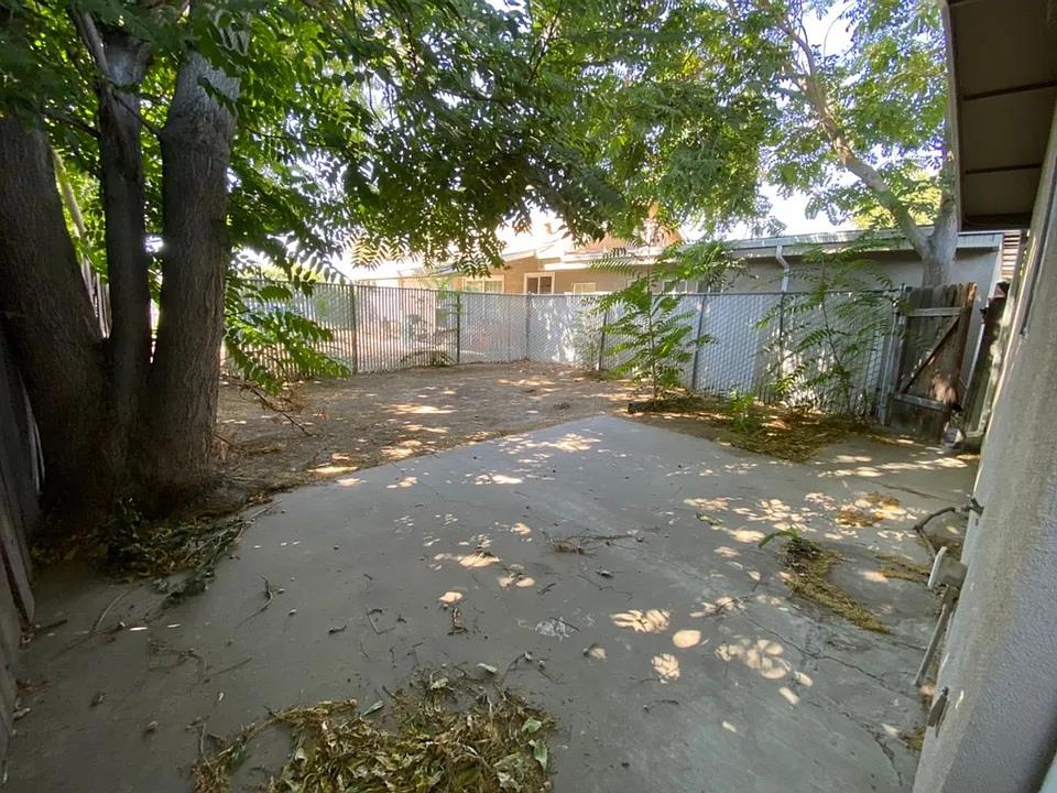 150 N Acacia, Ripon, CA 95366