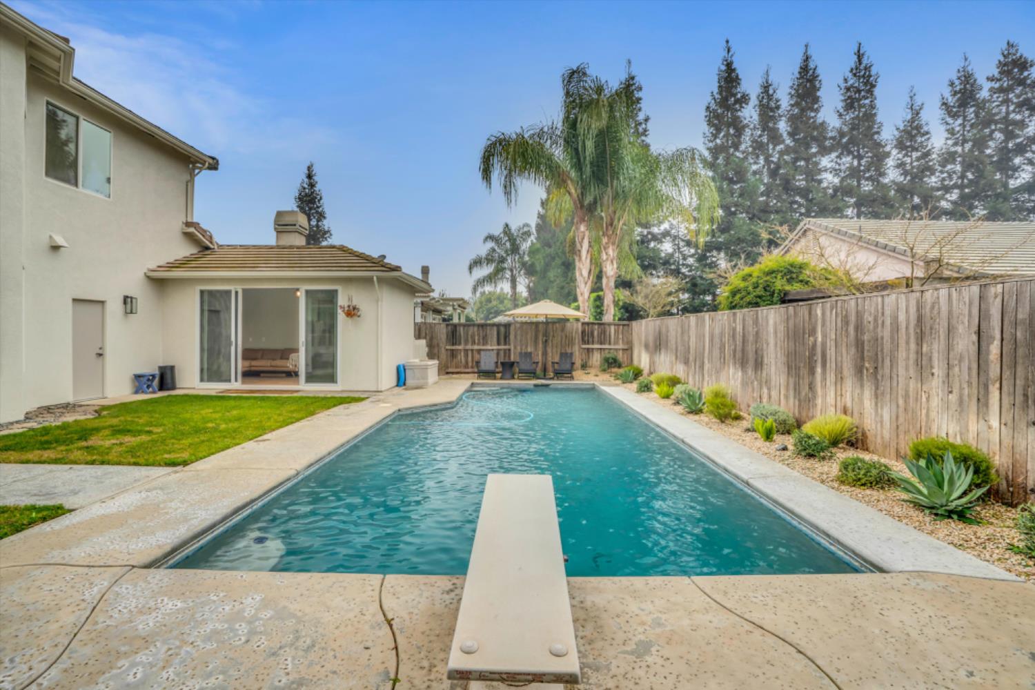 3229 Sundance Lake Dr, Modesto, CA 95355