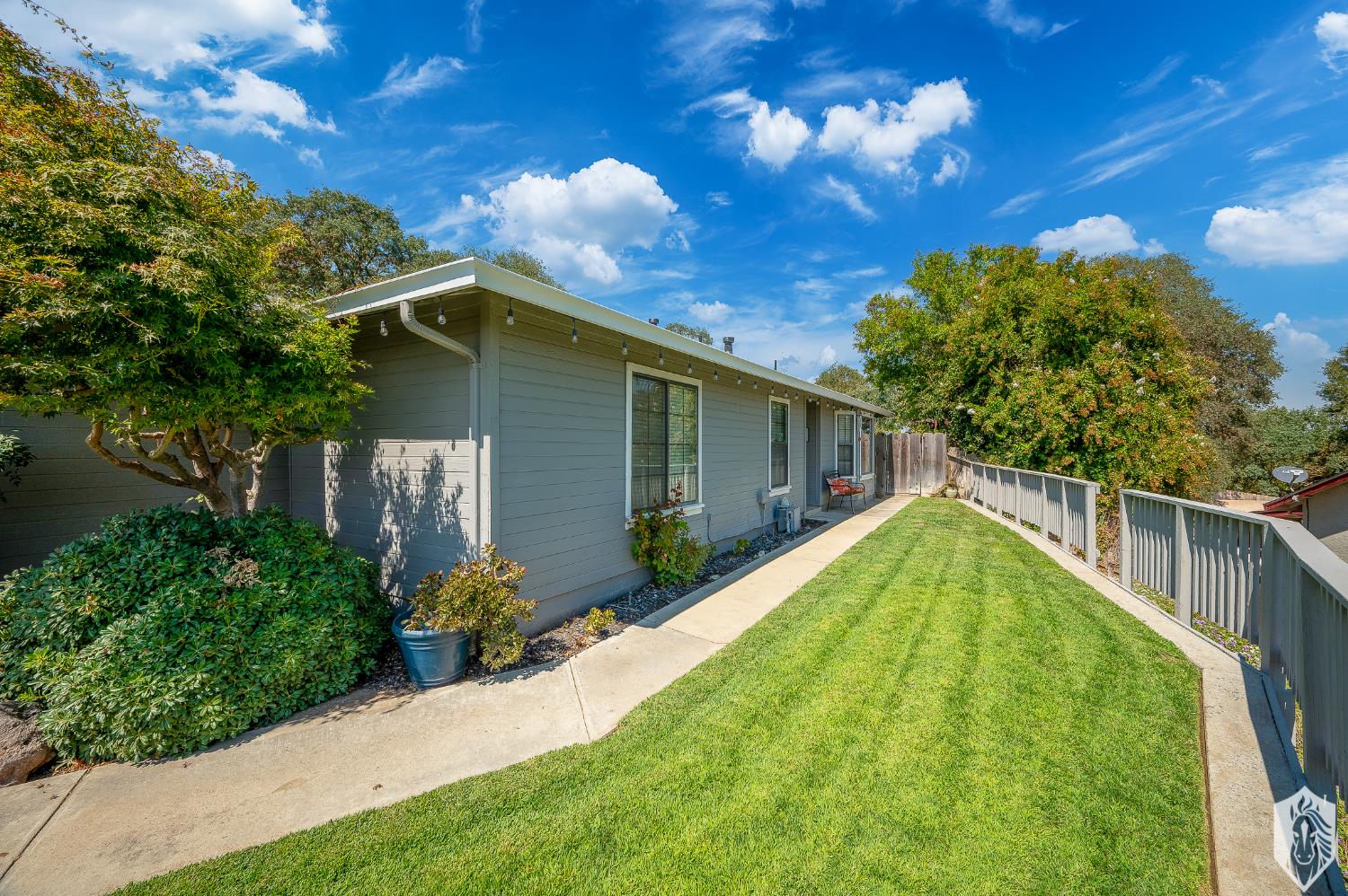 804 Hillswood Ct, Oakdale, CA 95361
