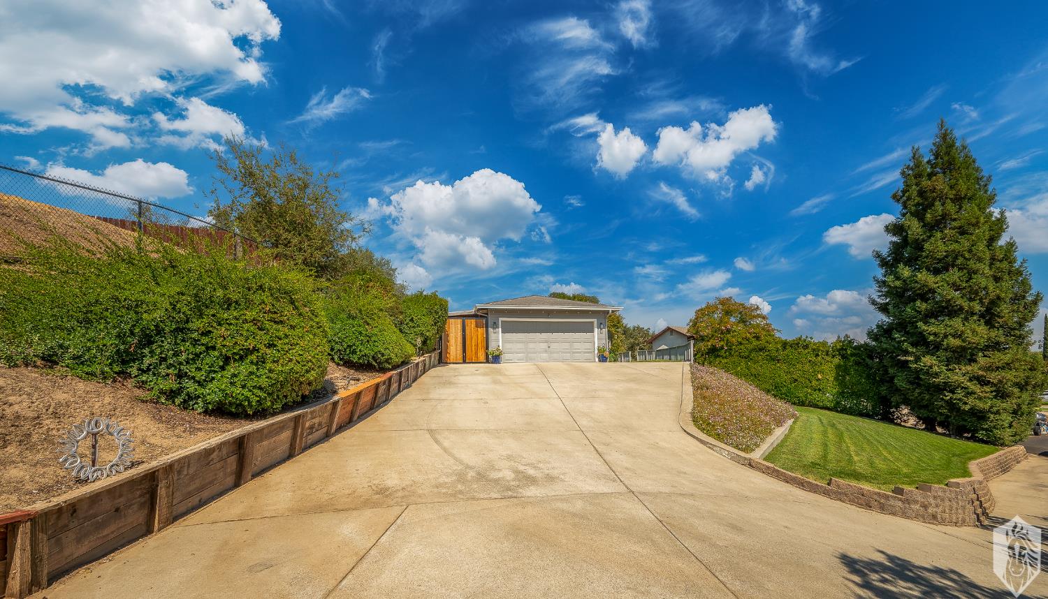 804 Hillswood Ct, Oakdale, CA 95361