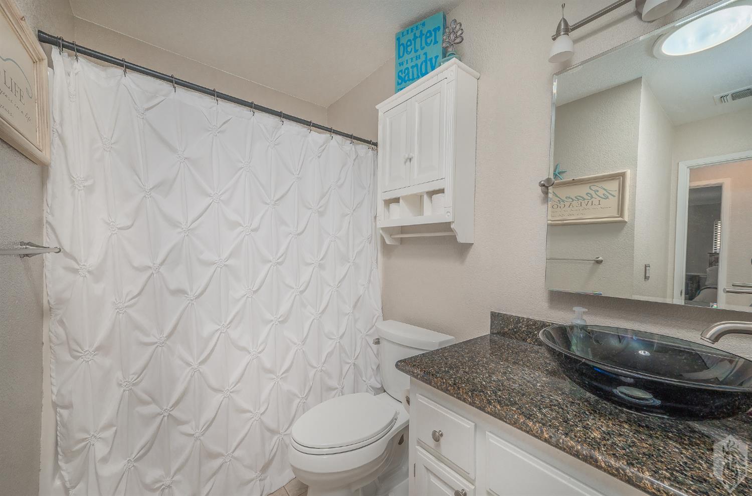 804 Hillswood Ct, Oakdale, CA 95361